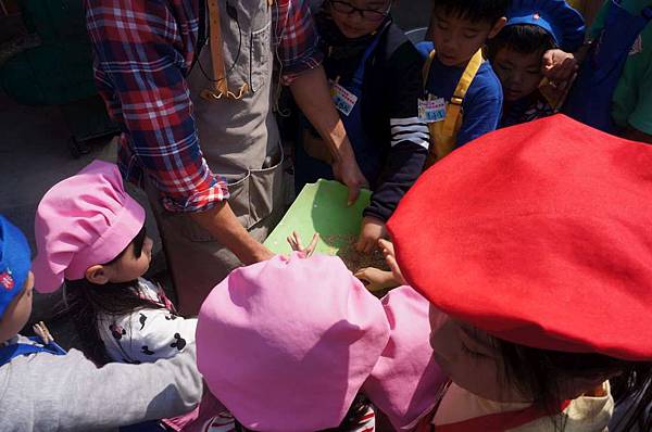 DSC04476-1024.jpg DSC04476-1024.jpg