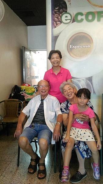 S_8315979035420.jpg S_8315979035420.jpg