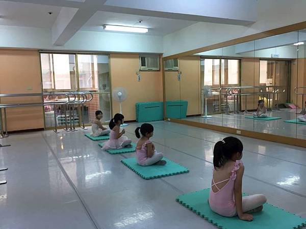 IMG_0723-1024.jpg IMG_0723-1024.jpg