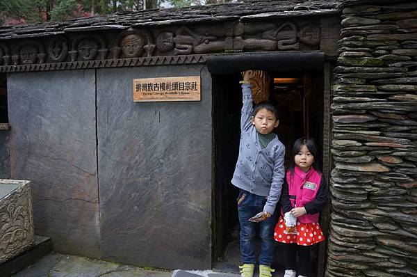 DSC01794_decrypted-1024.jpg DSC01794_decrypted-1024.jpg