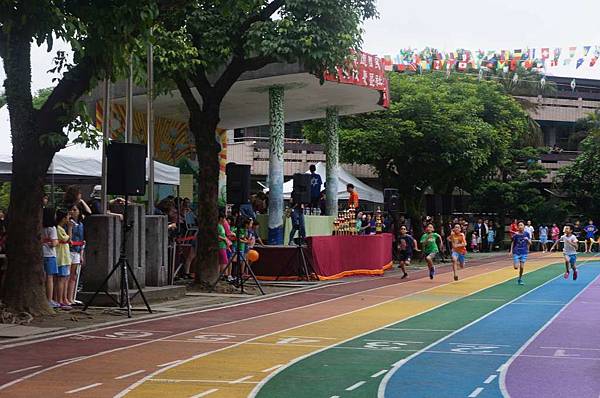 DSC07882-1024.jpg DSC07882-1024.jpg