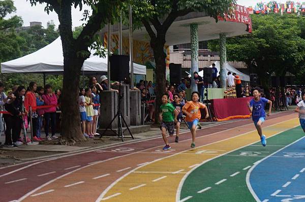 DSC07892-1024.jpg DSC07892-1024.jpg