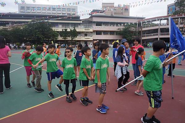 DSC08013-1024.jpg DSC08013-1024.jpg