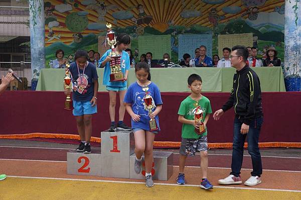 DSC08030-1024.jpg DSC08030-1024.jpg