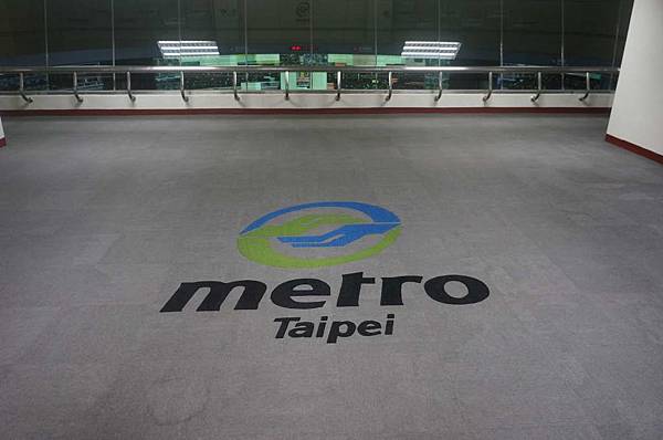 DSC05328-1024.jpg DSC05328-1024.jpg