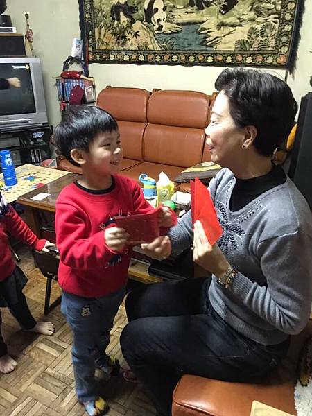 20190208過年初四回娘家_190909_0012.jpg