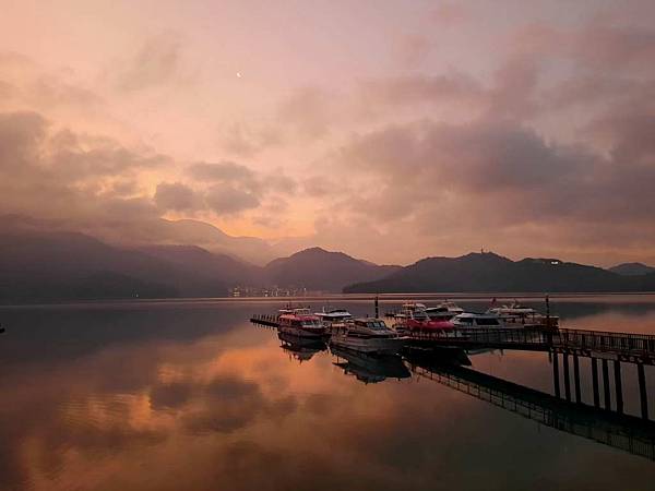 1140126-1朝霧之晨