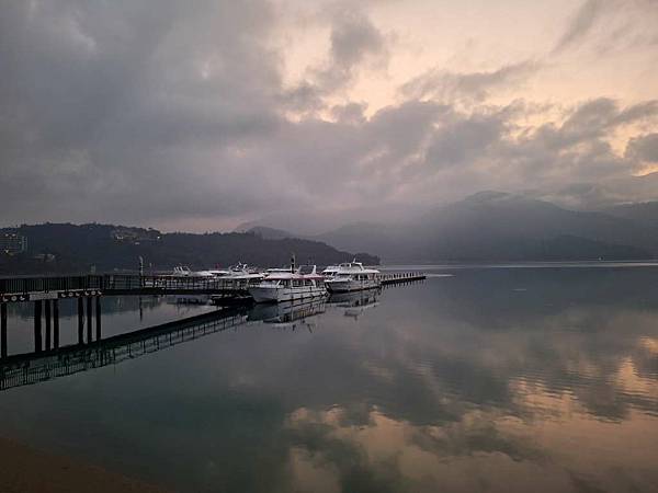 1140126-1朝霧之晨