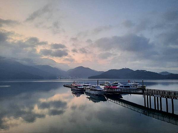 1140126-1朝霧之晨