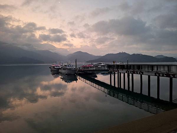 1140126-1朝霧之晨