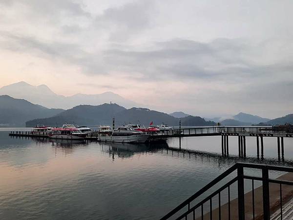 1140126-1朝霧之晨