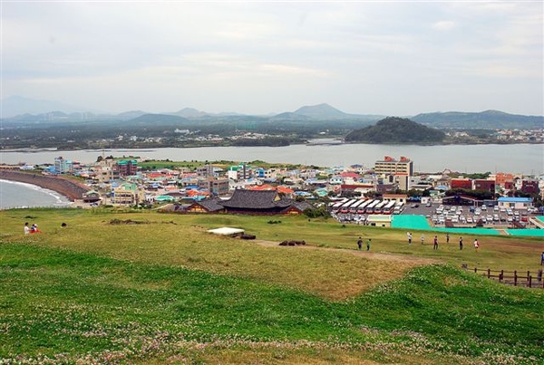 城山日出峰