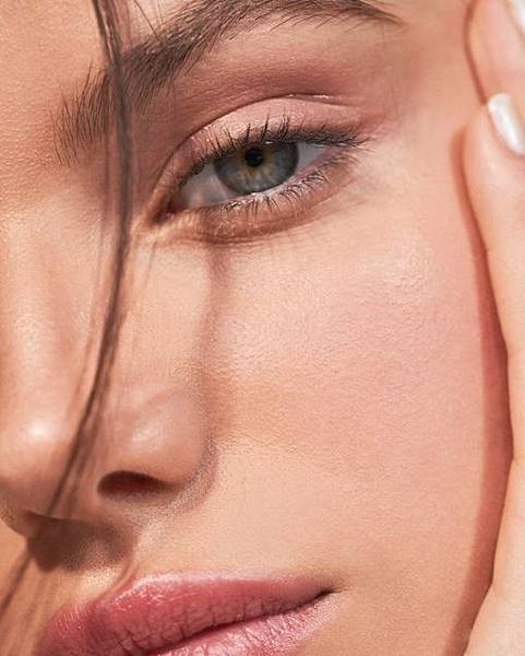 眼睛.jpg 眼睛.jpg