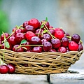 cherry-2554364_1920.jpg