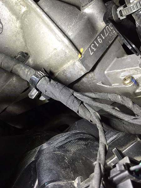 elantra.jpg elantra.jpg