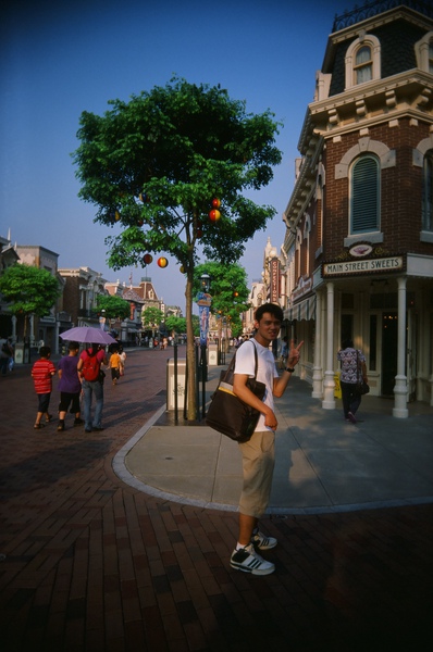 又到美國小鎮大街上了 又到美國小鎮大街上了