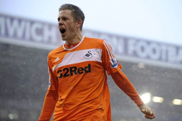 Gylfi+Sigurdsson+celebrates+scoring+during+the+English+Premier+League+football+match+between+West+Bromwich+Albion+and+Swansea+City+