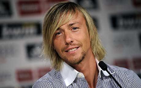 guti_1685213c.jpg