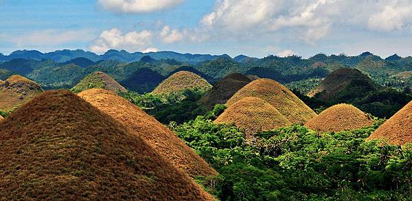 chocolate_hills