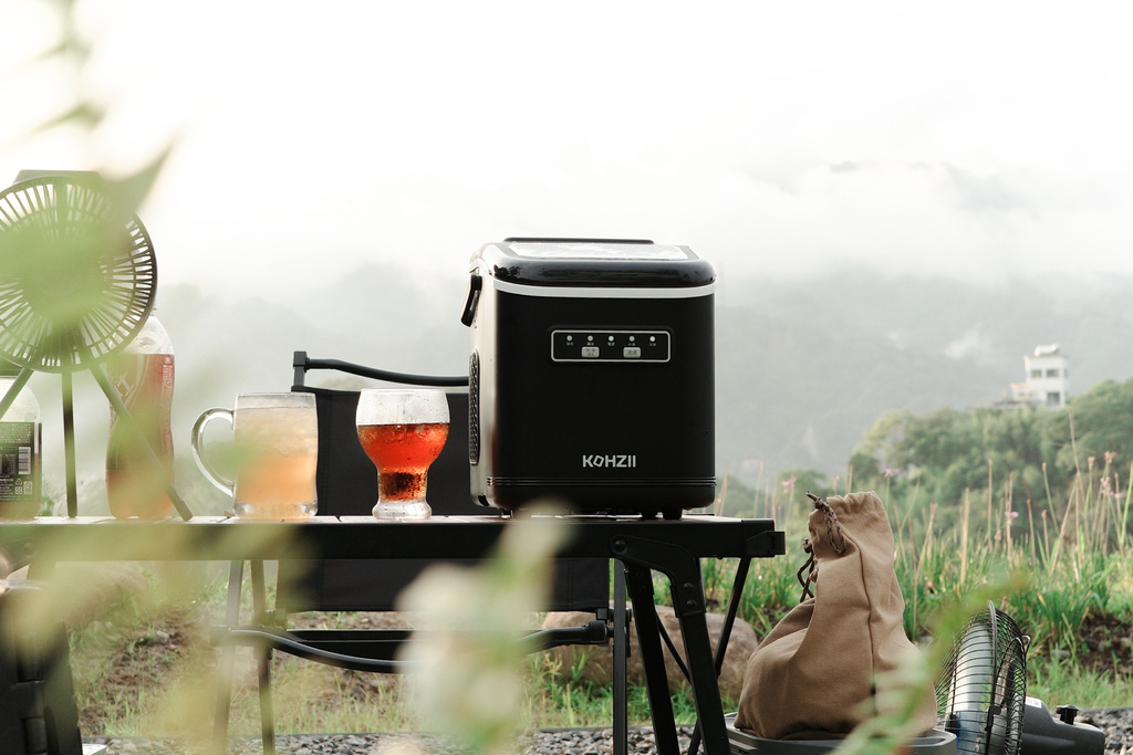 夏日的戶外下午茶｜開箱KOHZII 康馳手提式全自動製冰機、