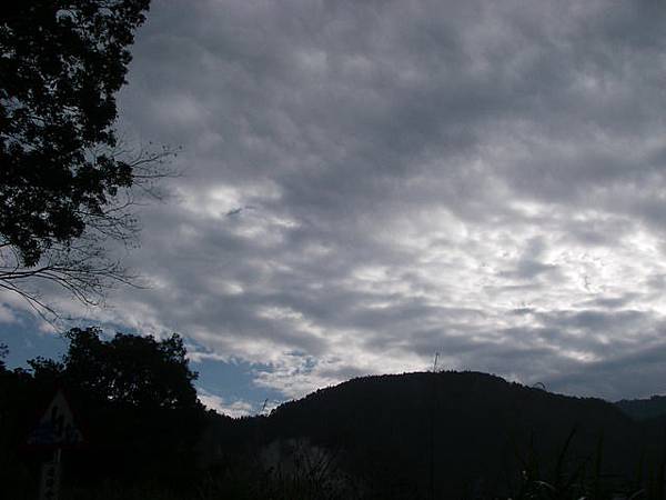 天氣不好撤退