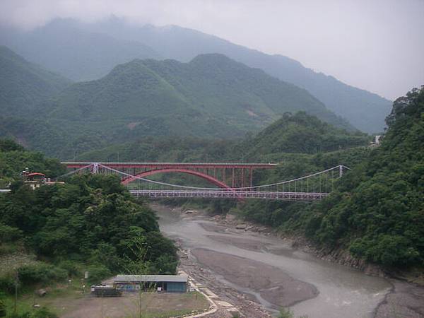 羅浮橋和復興橋