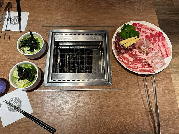 【台北食記】一個人吃或聚餐都好方便的燒肉LIKE，一人也能輕