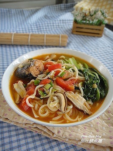鯖魚罐頭料理 茄汁鯖魚麵 茄汁鯖魚炒飯 天馬行空愛碎碎唸的咚咚 痞客邦