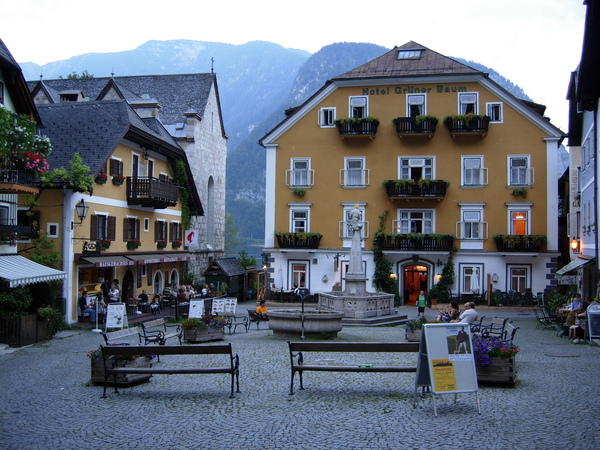 Hallstatt_street