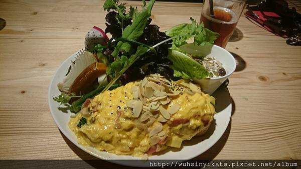 奶油培根菇菇蛋 奶油培根菇菇蛋
