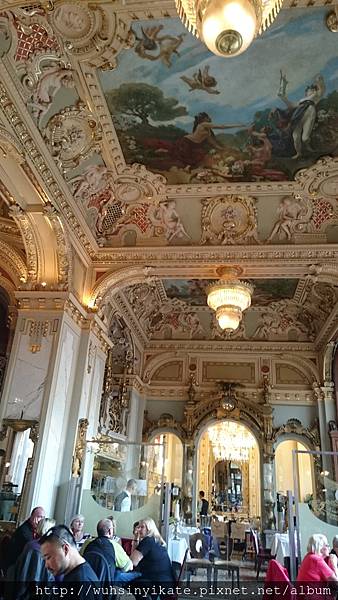 布達佩斯的紐約咖啡館 New York Kávéház 布達佩斯的紐約咖啡館 New York Kávéház