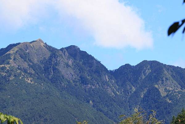 武陵四秀又名國父山(仰躺的國父)