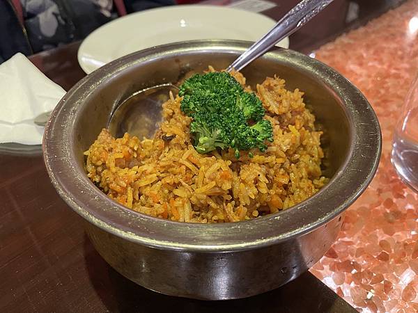 【新北 板橋】瑪莎拉印度餐廳 板橋店｜江子翠美食 印度咖哩 