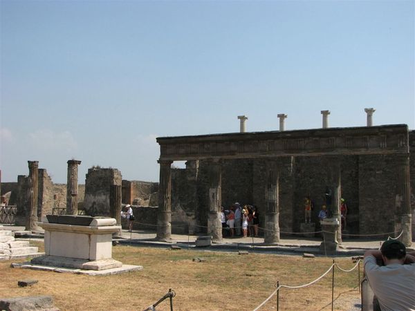 Pompei Scavi: Appolo's Temple