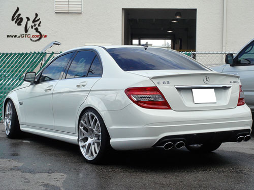 C63-02.jpg