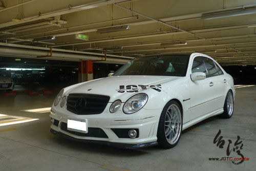 AMG E55-12.jpg