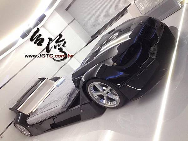 293163_537814196231644_648400007_n