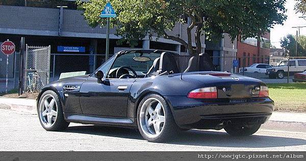 z3_rear_clear.jpg z3_rear_clear.jpg