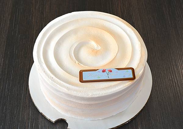 ▲宝泉2022母親節蛋糕~慶祝7吋(紅豆蛋糕)