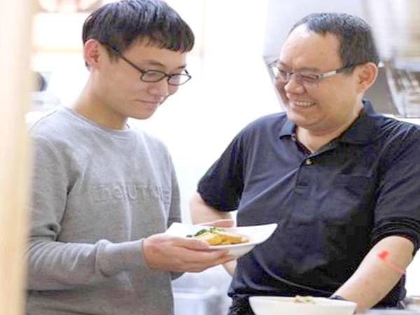 餐點教導解說-秦老大.jpeg