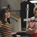 glee-naya-rivera-lea-michele-525x348.jpg