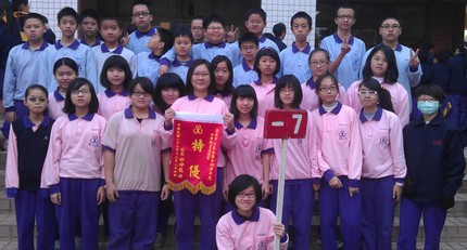 IMAG4257_cr IMAG4257_cr