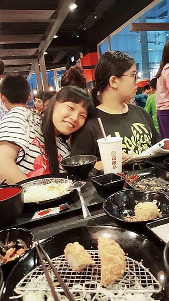 18052620_454696254872601_232323851_n.jpg 18052620_454696254872601_232323851_n.jpg