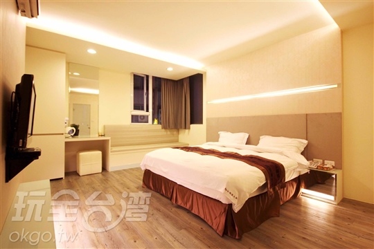 房內3.jpg 房內3.jpg