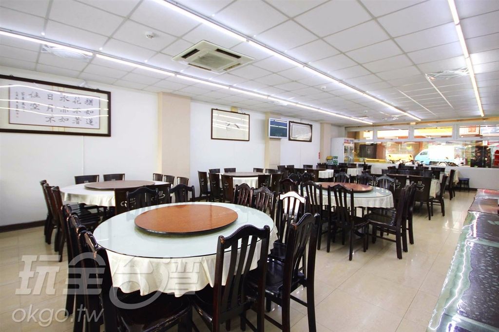 餐廳.jpg 餐廳.jpg