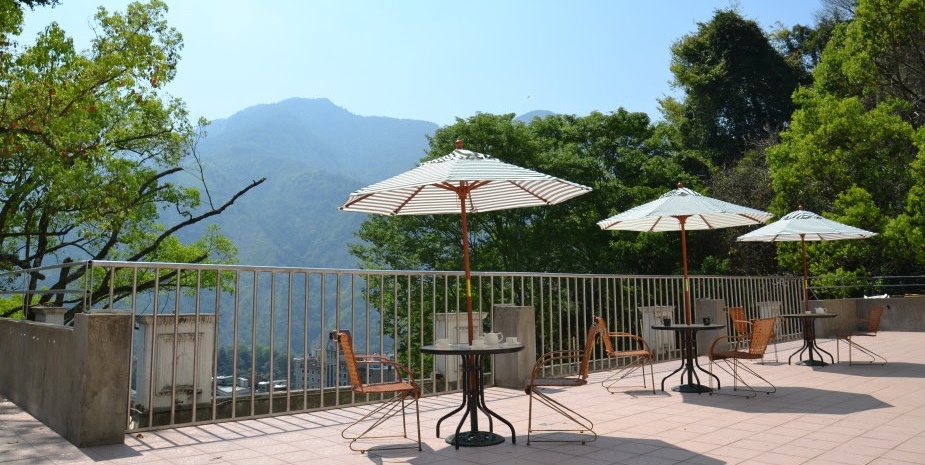 露天咖啡風景.jpg 露天咖啡風景.jpg