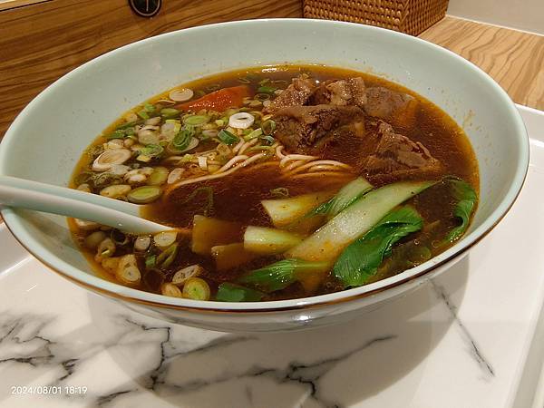 延吉街新開幕的地一牛肉麵 延吉街新開幕的地一牛肉麵