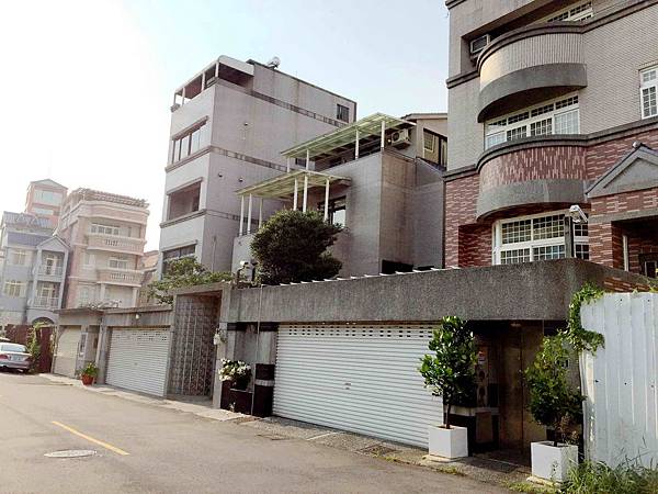 ◆小熊House【售】☆正八期臨路住一建地★(南屯區)