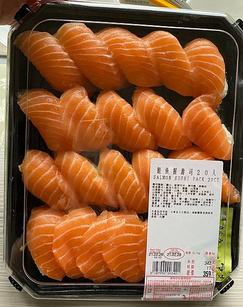 Costco好市多必買之蝦子水果沙拉、鮭魚握壽司、蒜香奶油乳