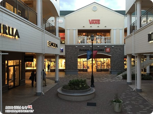 RINKU PREMIUM OUTLETS®